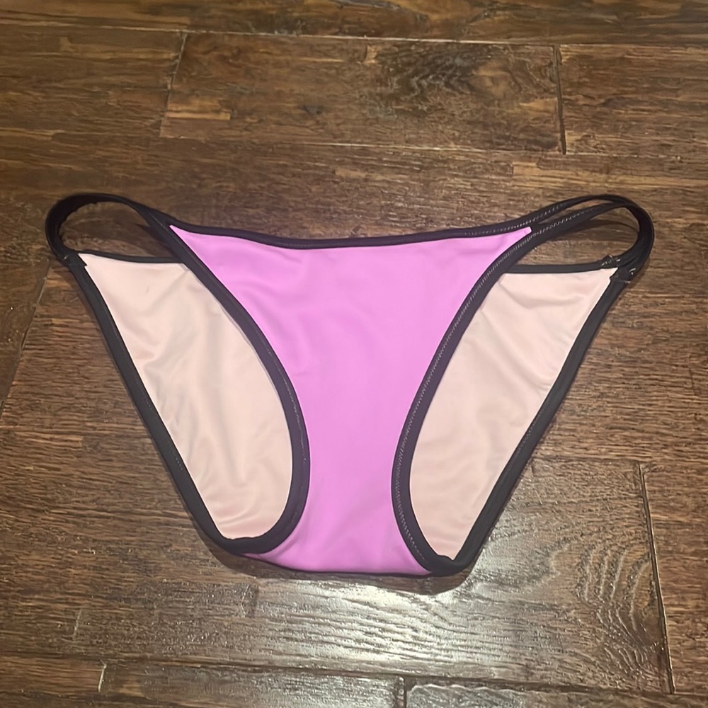 Bikini bottoms